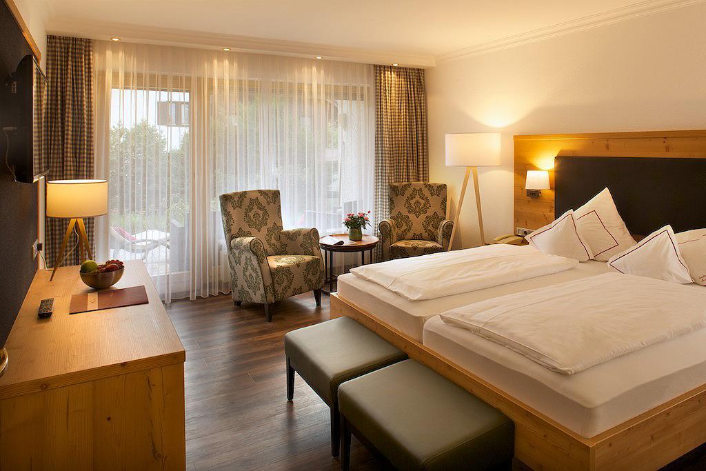 Hotel Menning ***S Оберстдорф Экстерьер фото